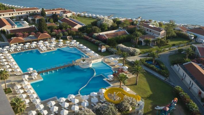 Roda Beach Resort & Spa 3